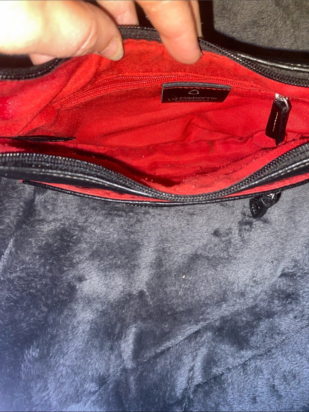 Liz Claiborne Black Pebbled Leather Shoulder Bag with Front Zip Pocket - Picture 9 of 11